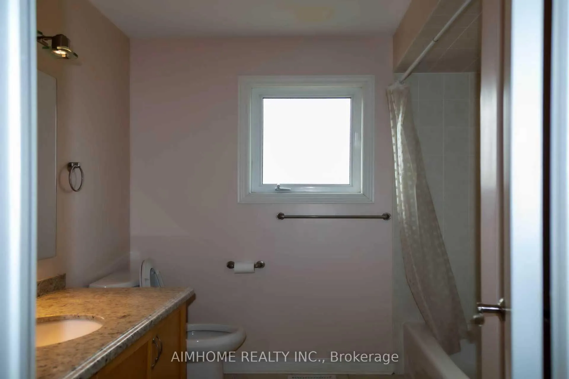 Photo 20 of 19 Durango Drive, Richmond Hill, Westbrook — HOMEH