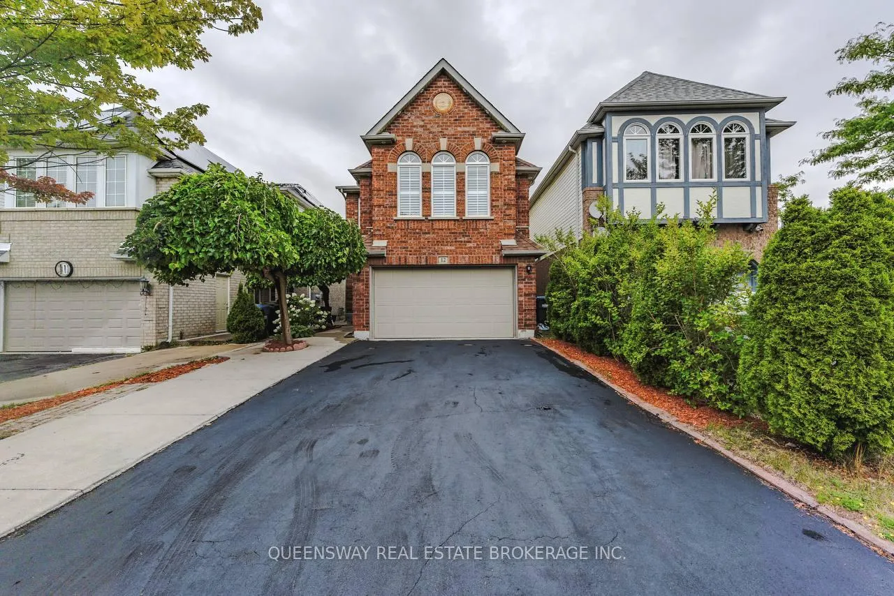 Front of 12 Dandelion Road
