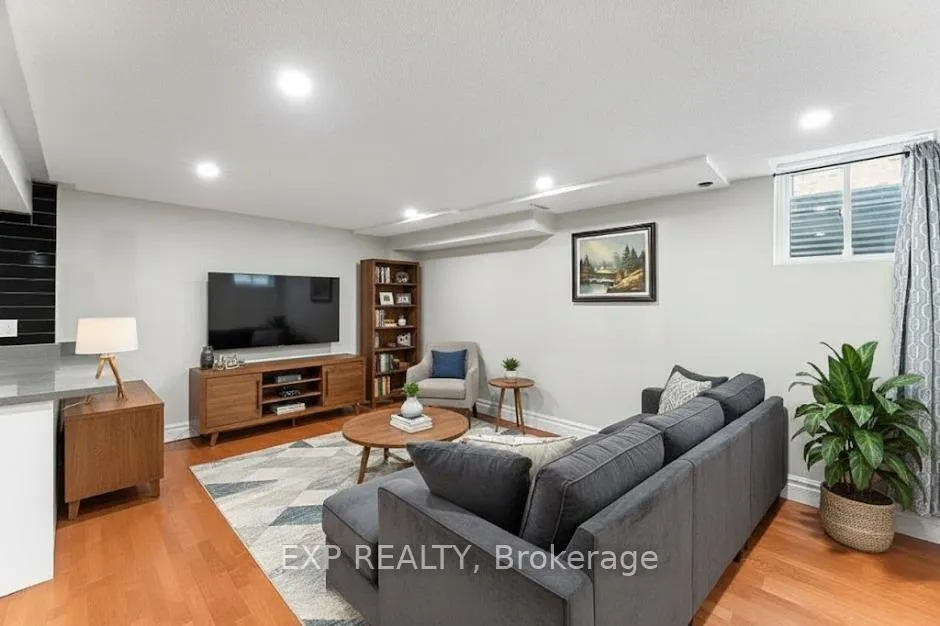 Photo 3 of 20 Morden Crescent, Ajax, Central West — HOMEH