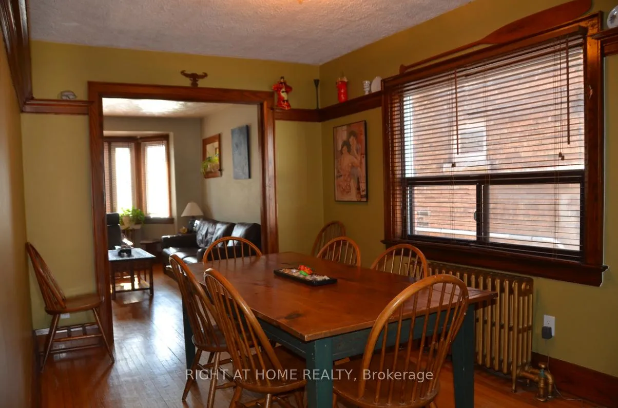 Photo 3 of 38 Kings Park Boulevard, Toronto, Danforth Village-East York — HOMEH