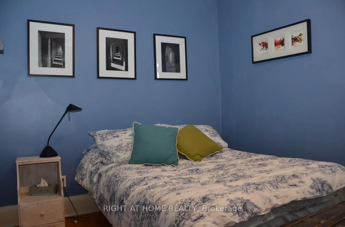 Photo 8 of 38 Kings Park Boulevard, Toronto, Danforth Village-East York — HOMEH