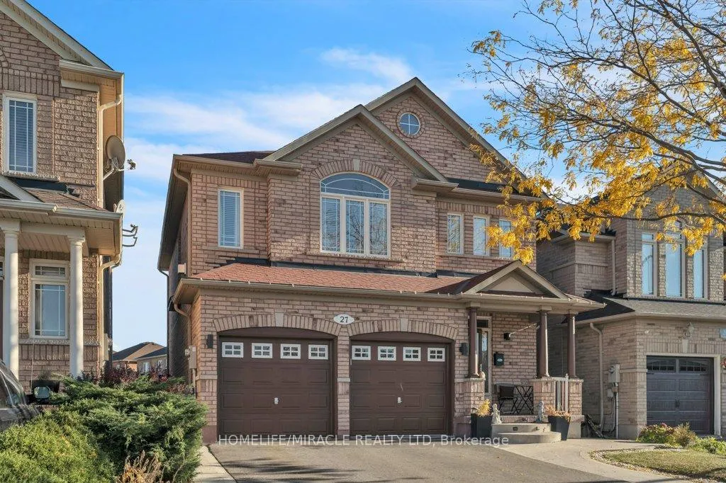 Front of 27 Putnam Drive