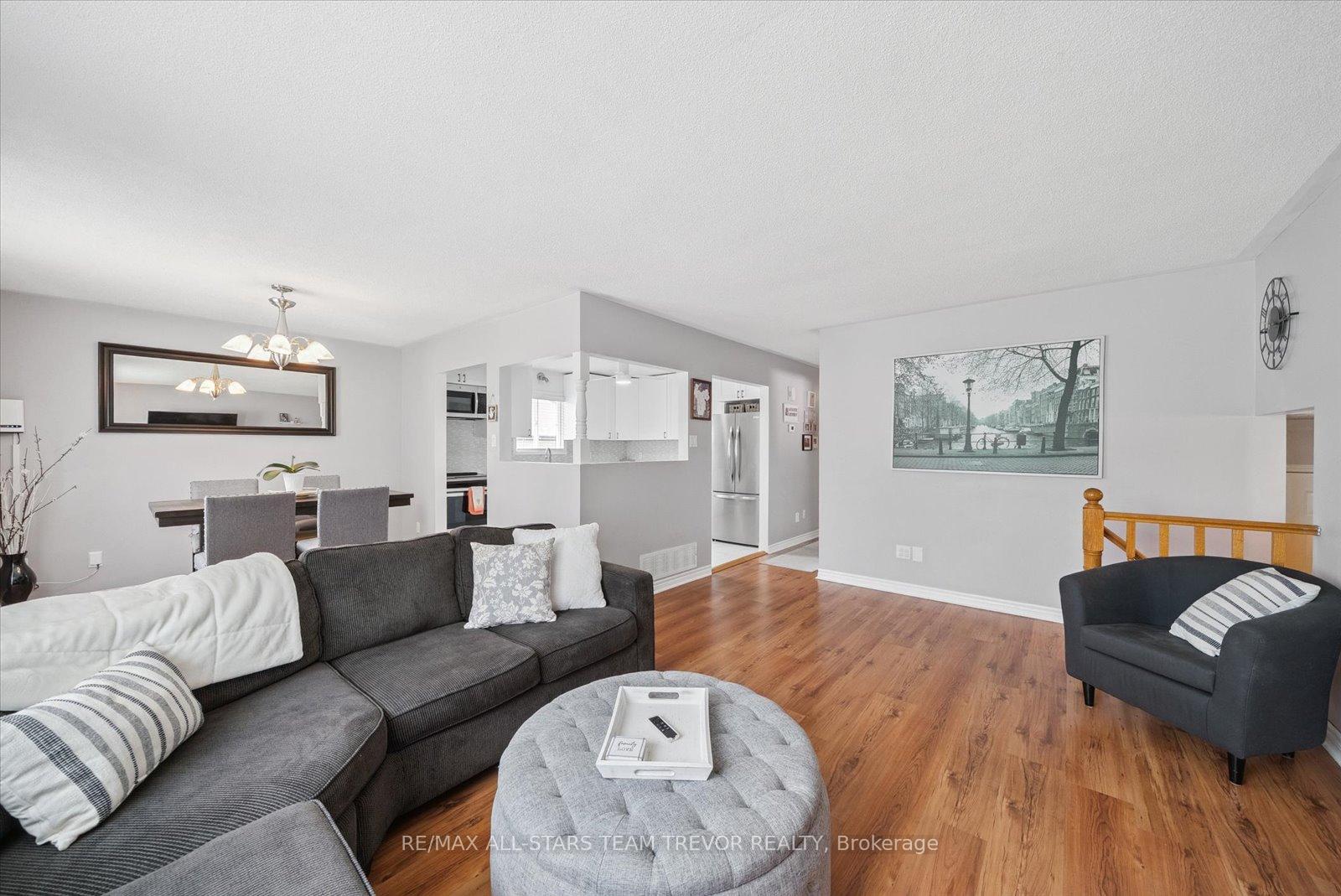 Photo 4 of 146 First Avenue, Georgina, Keswick North — HOMEH