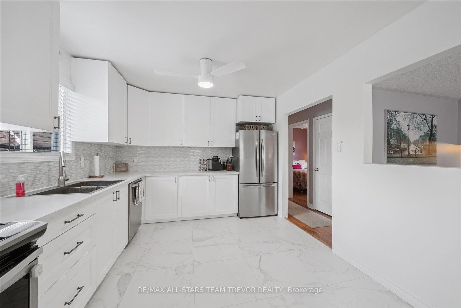 Photo 7 of 146 First Avenue, Georgina, Keswick North — HOMEH