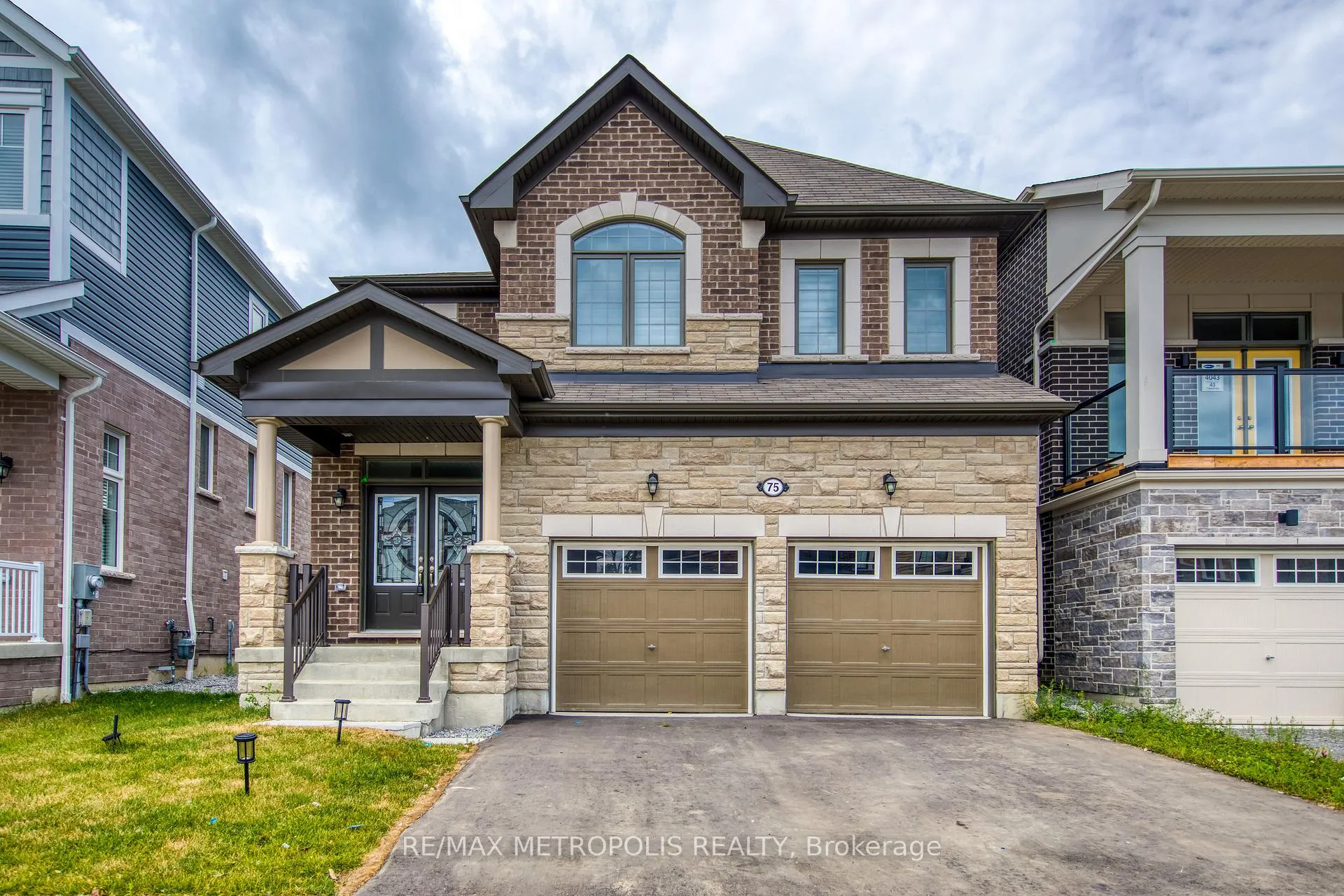 Photo 1 of 75 Barkerville Drive, Whitby, Rural Whitby — HOMEH