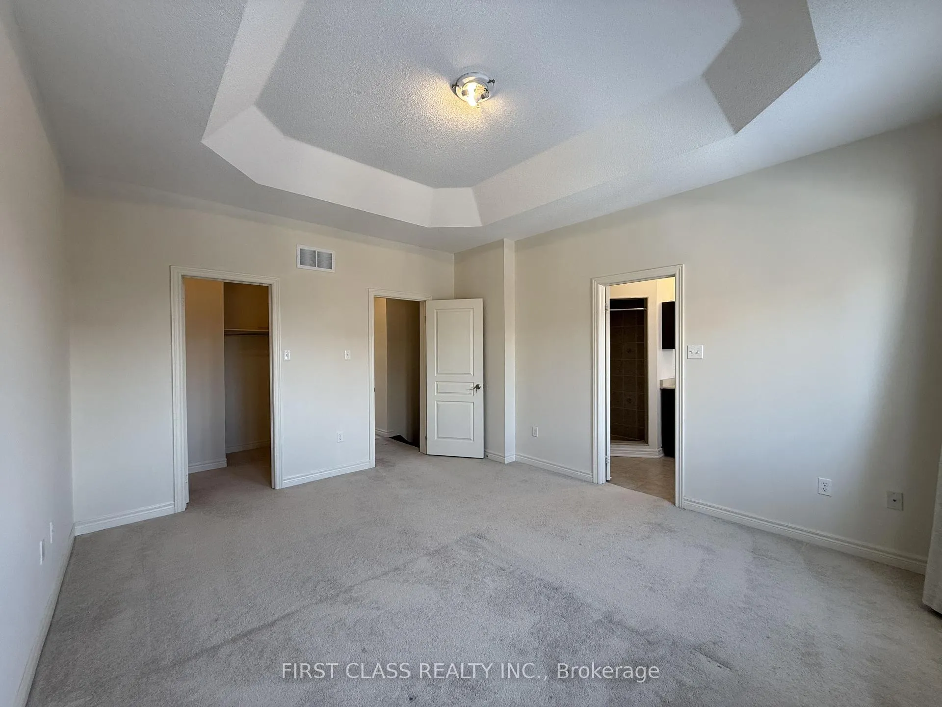 Photo 17 of 106 William Berczy Boulevard, Markham, Berczy — HOMEH