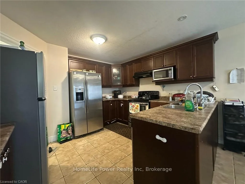 Photo 6 of 143 Banffshire Street, Kitchener, Huron Park — HOMEH