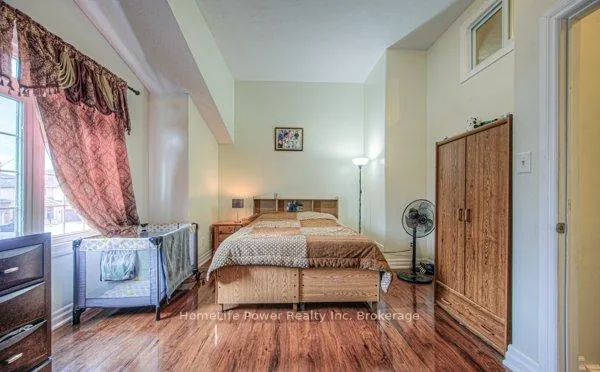 Photo 9 of 143 Banffshire Street, Kitchener, Huron Park — HOMEH