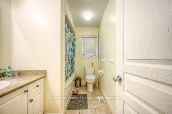 Photo 13 of 143 Banffshire Street, Kitchener, Huron Park — HOMEH