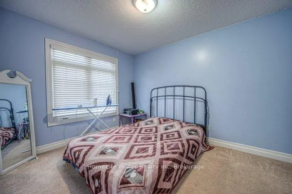 Photo 17 of 143 Banffshire Street, Kitchener, Huron Park — HOMEH