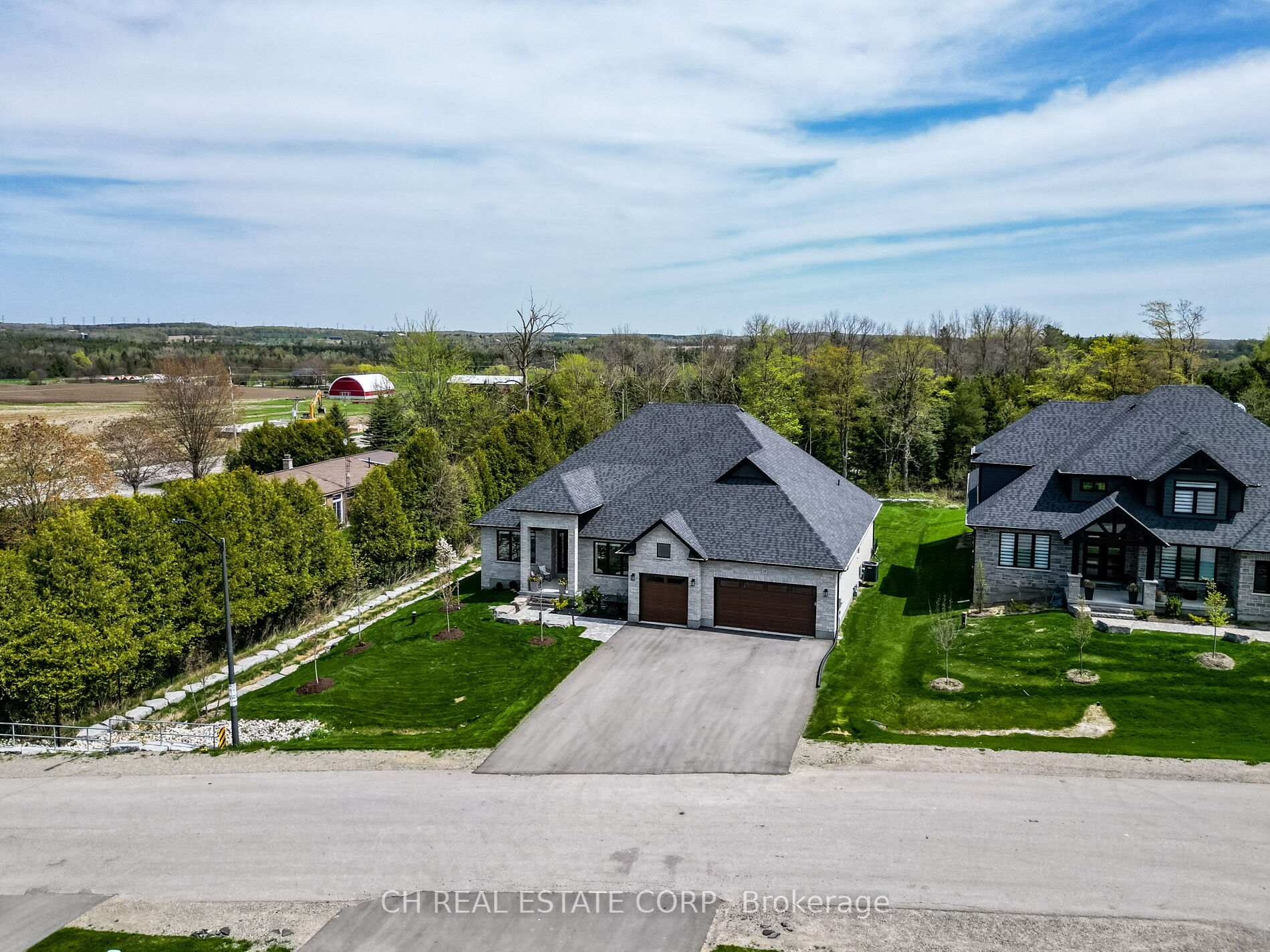 Photo 8 of 18 Mckinnon Street N, Erin, Rural Erin — HOMEH