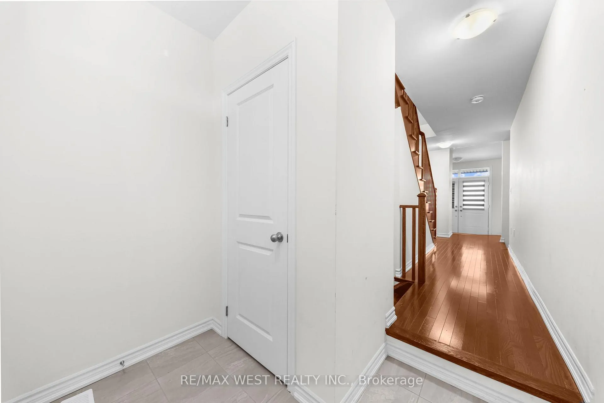 Photo 20 of 71 Holyrood Crescent, Vaughan, Kleinburg — HOMEH
