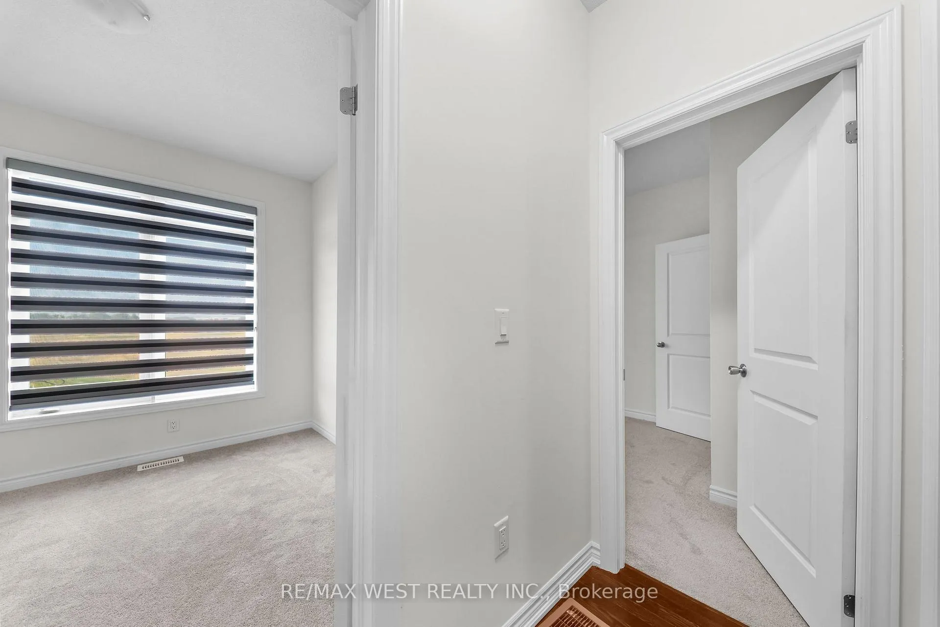 Photo 27 of 71 Holyrood Crescent, Vaughan, Kleinburg — HOMEH