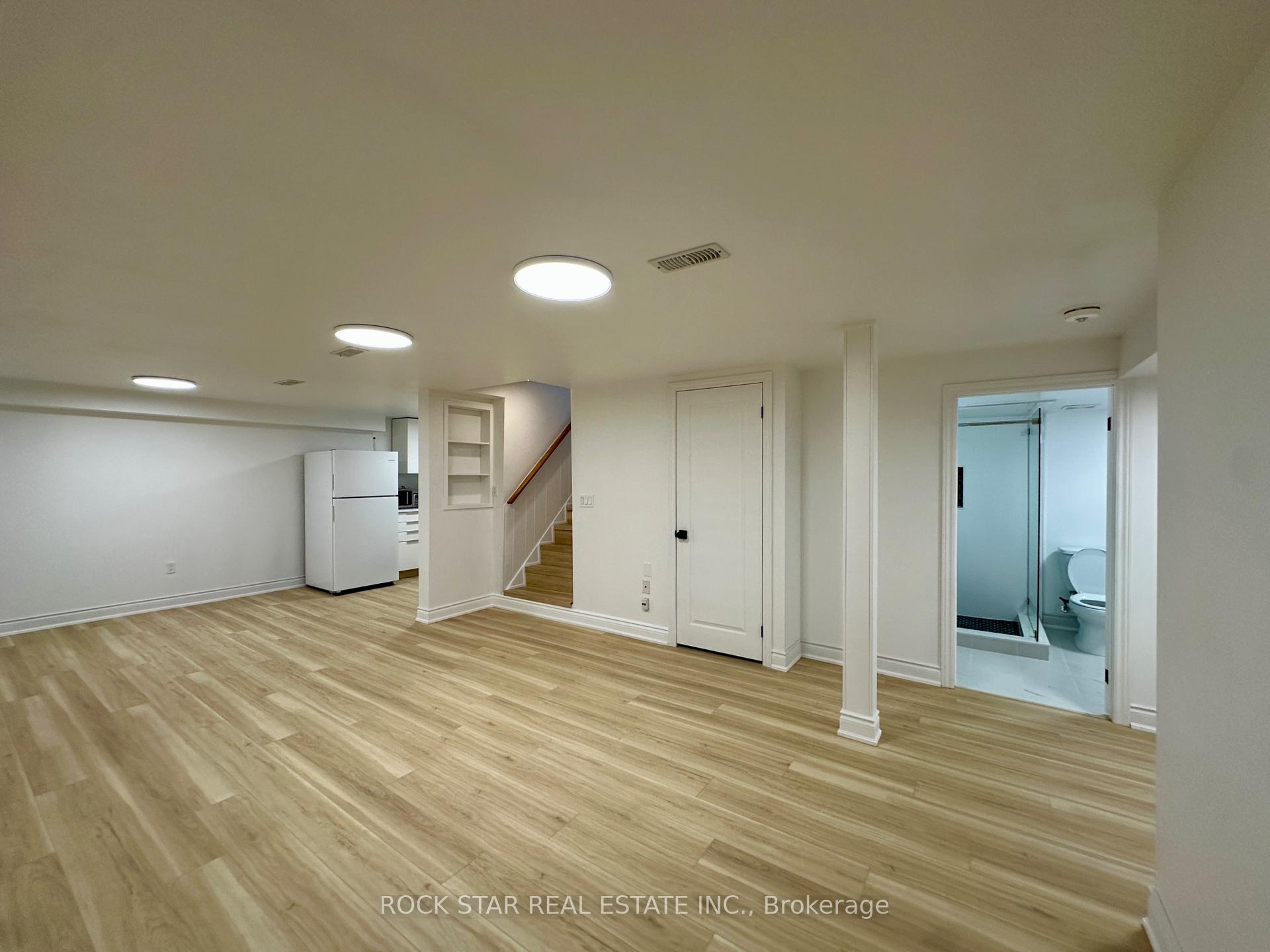 Photo 15 of 631 Maclaren (LOWER) Drive, Burlington, Roseland — HOMEH