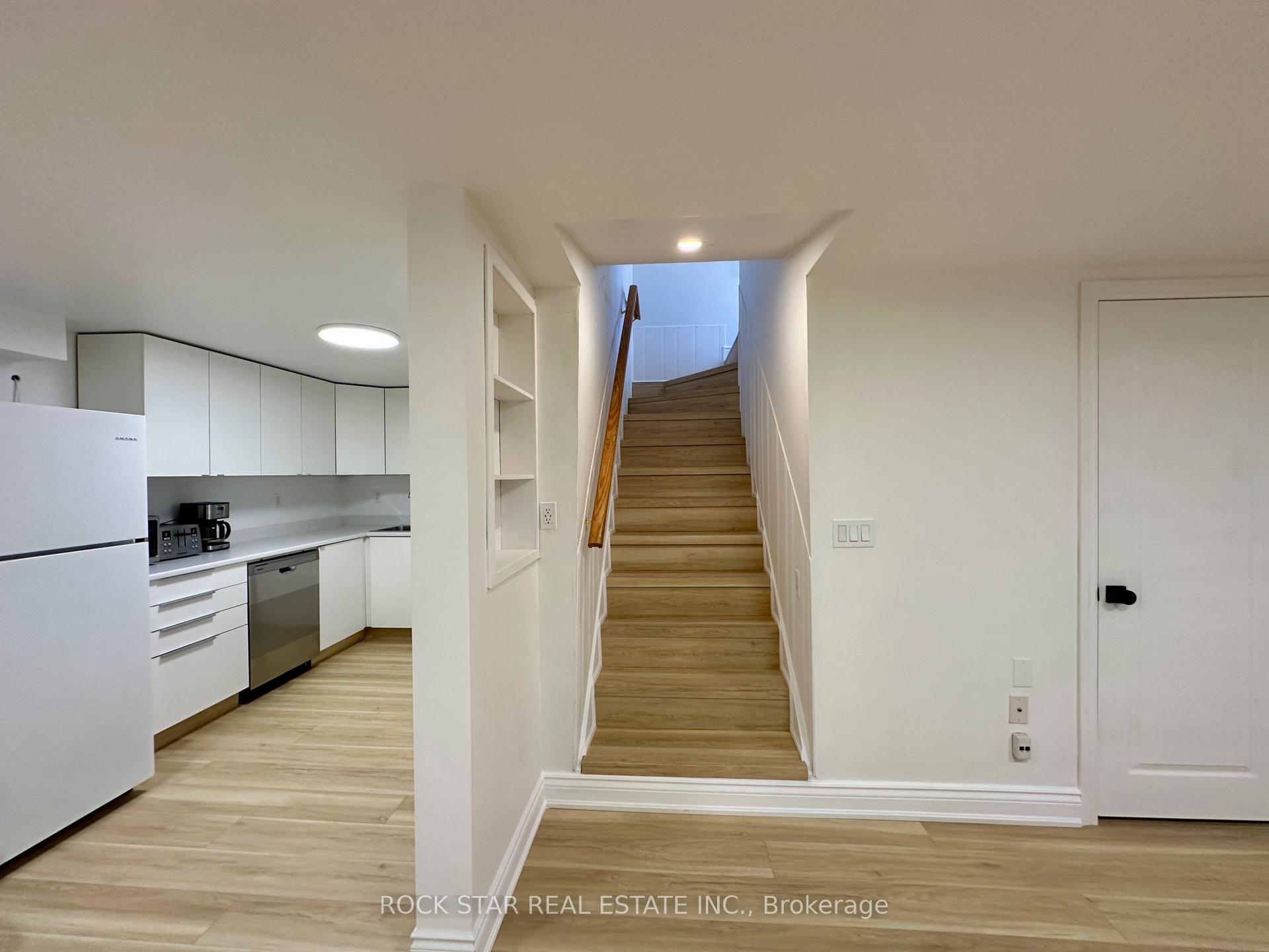 Photo 30 of 631 Maclaren (LOWER) Drive, Burlington, Roseland — HOMEH