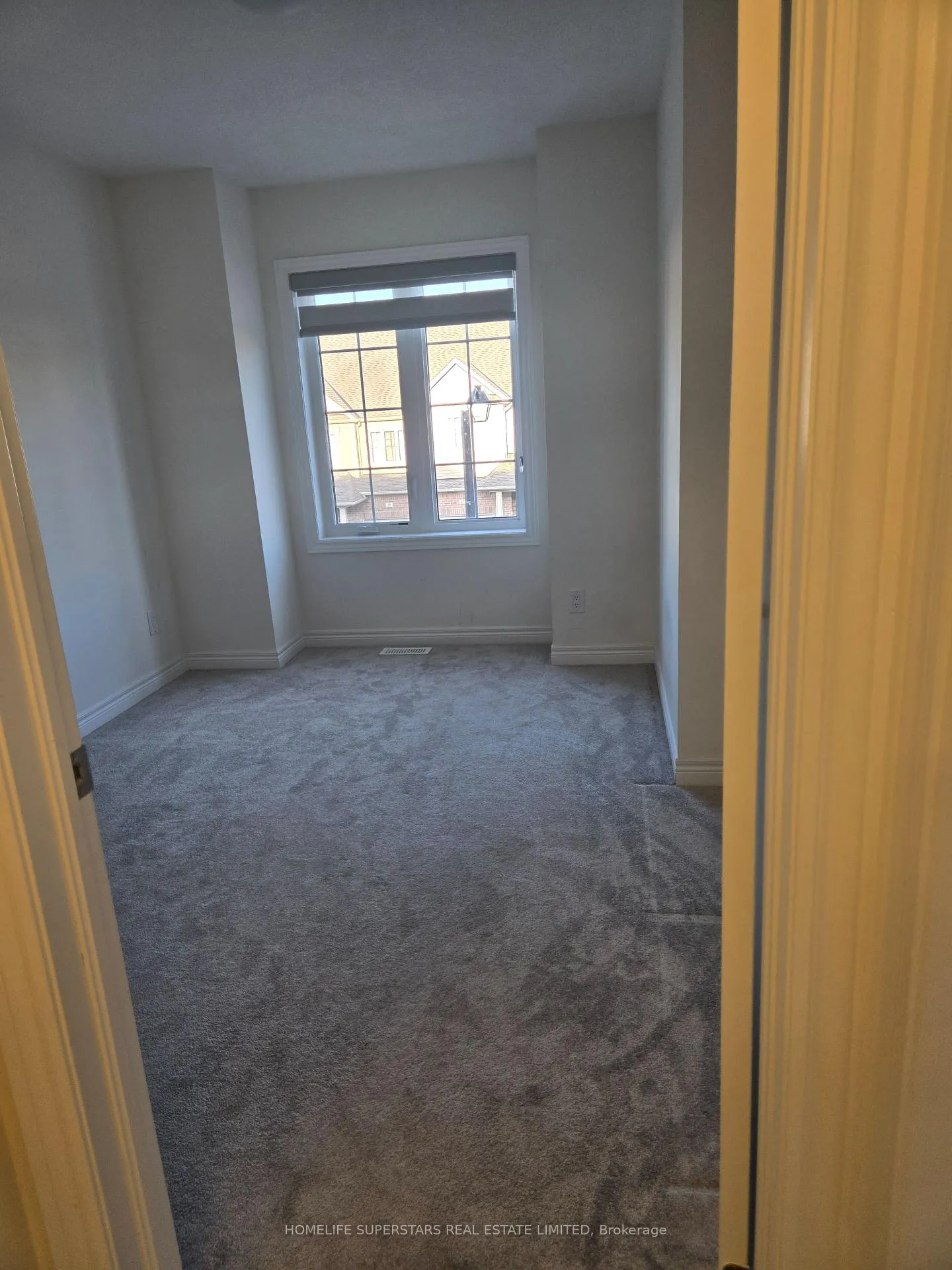 Photo 20 of 28 Roywood Street, Kitchener — HOMEH