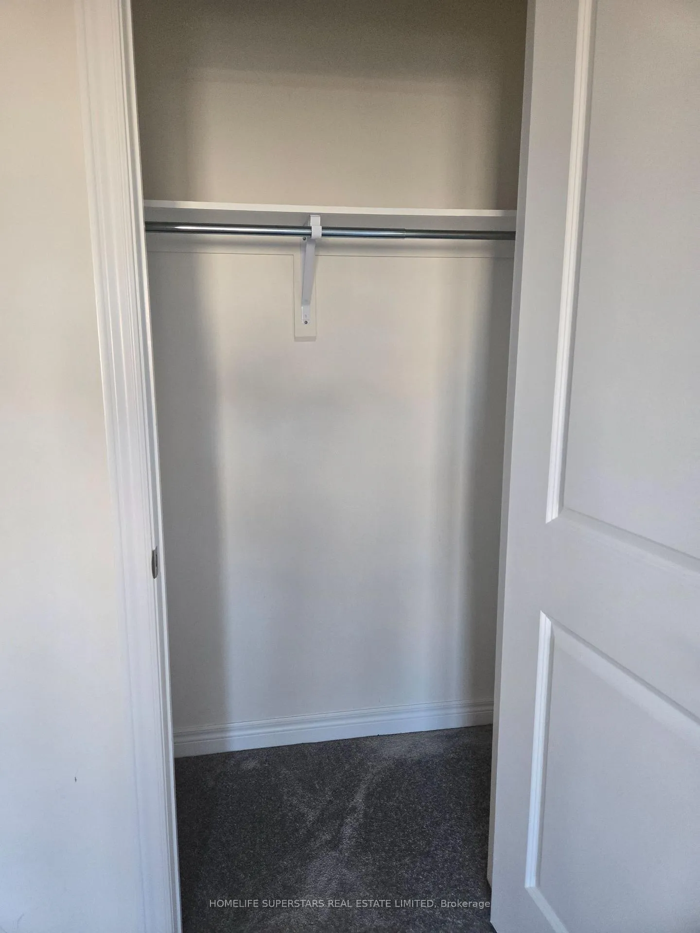Photo 21 of 28 Roywood Street, Kitchener — HOMEH