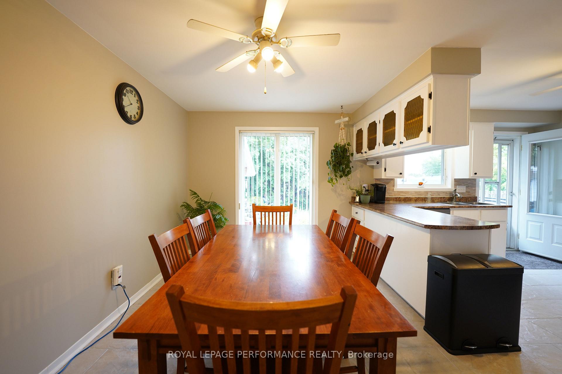 Photo 11 of 808 Carleton Street, Cornwall — HOMEH