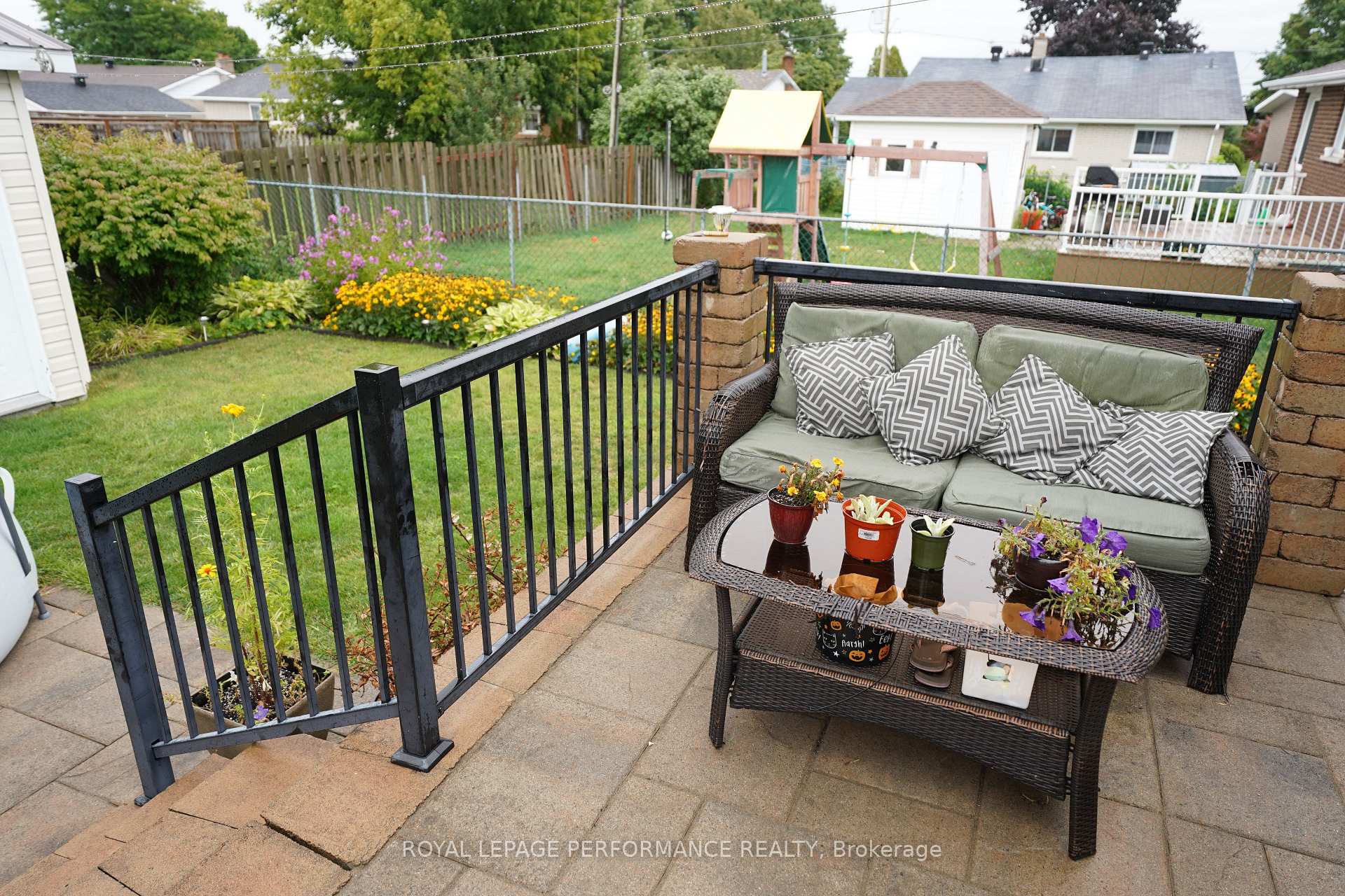 Photo 39 of 808 Carleton Street, Cornwall — HOMEH