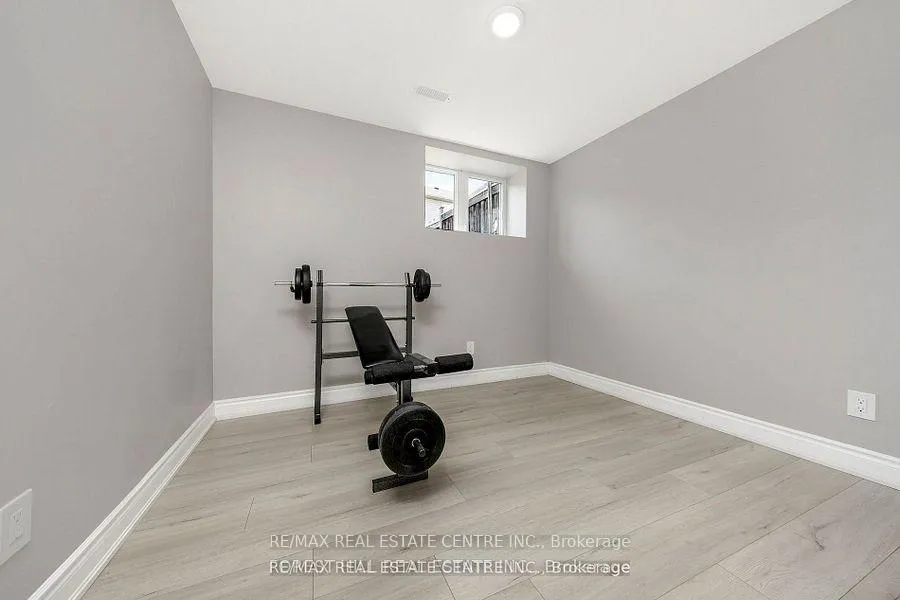 Photo 7 of 928 Dice Way, Milton, Willmott — HOMEH