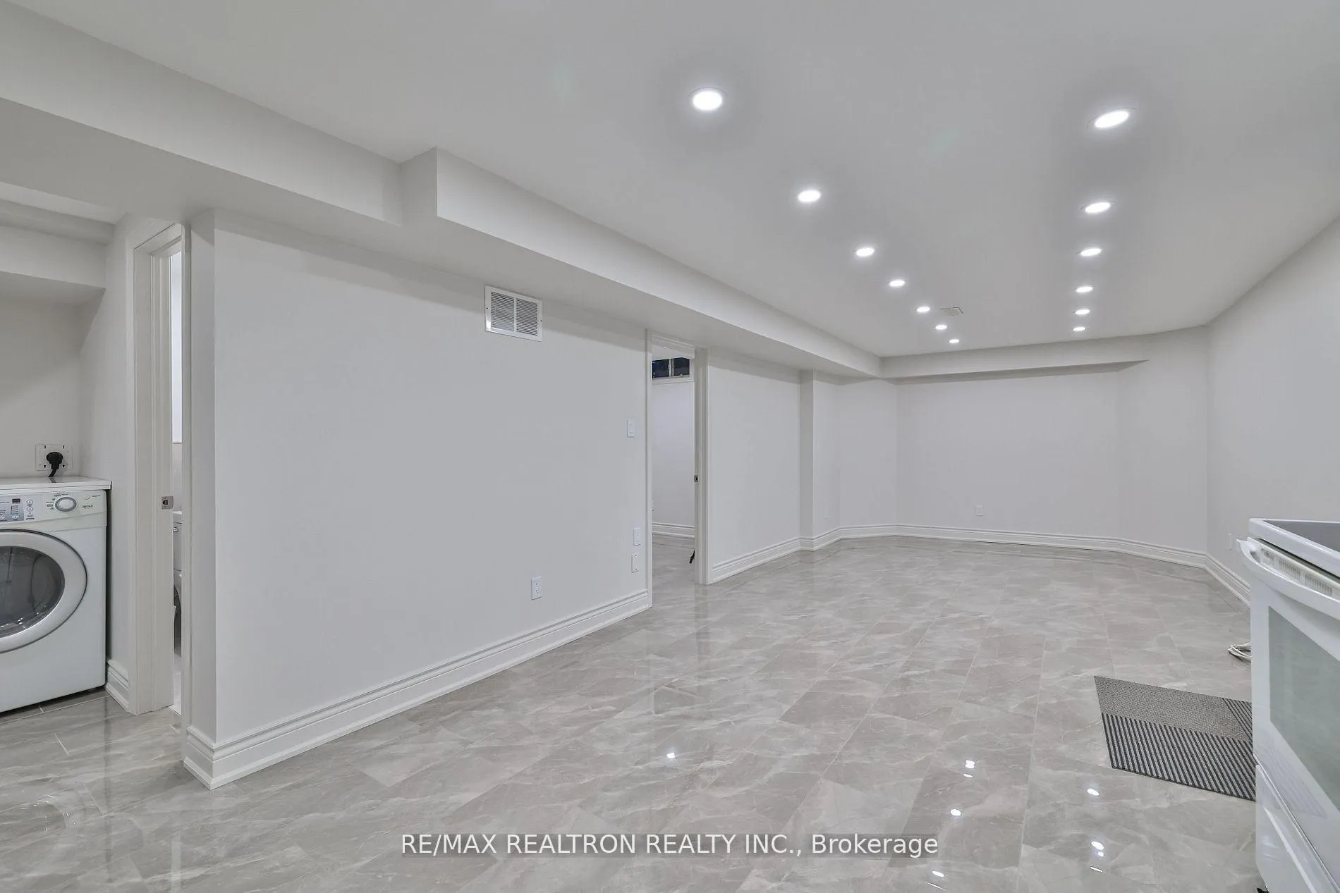 Photo 17 of 212 Barhill Road, Vaughan, Rural Vaughan — HOMEH