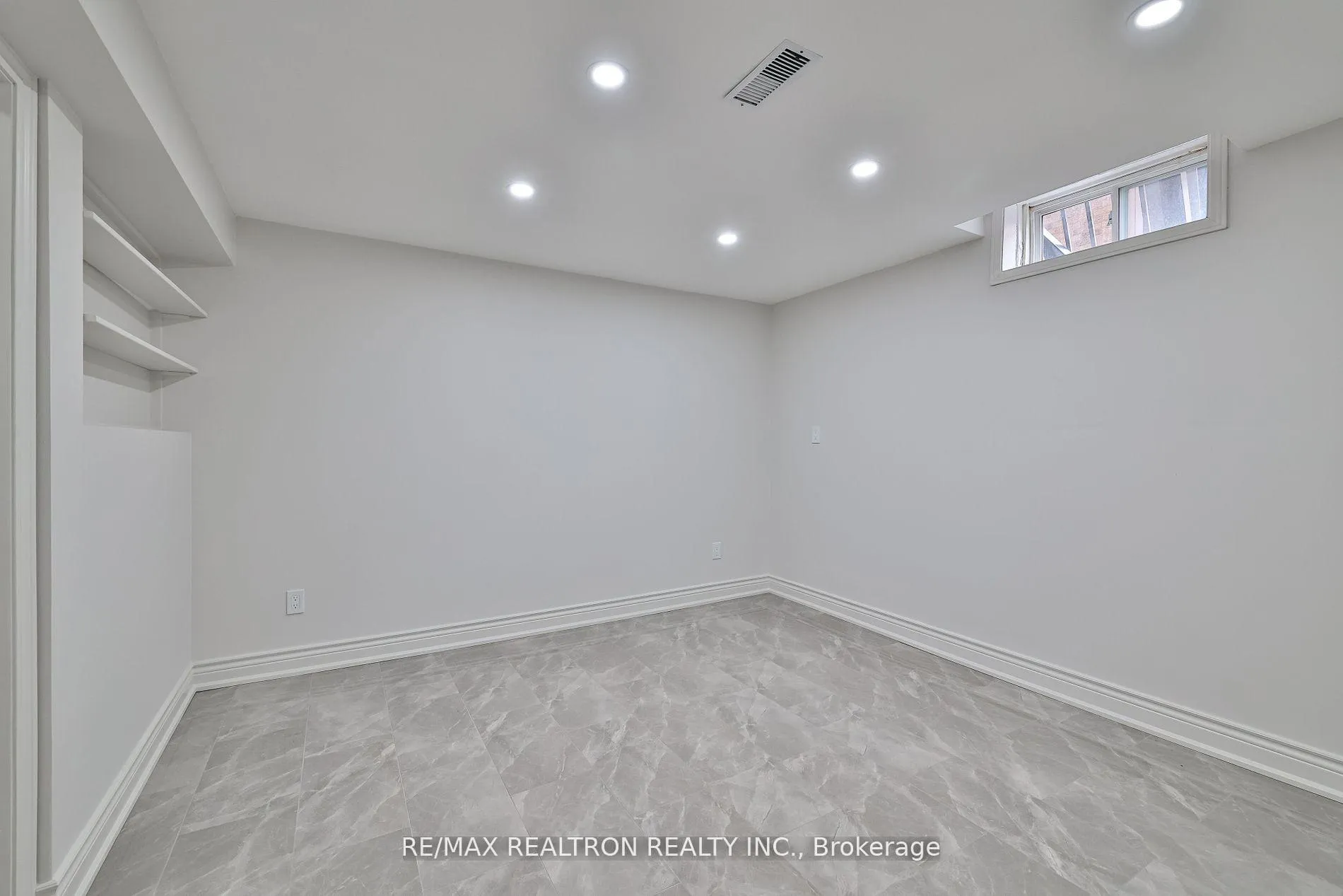 Photo 23 of 212 Barhill Road, Vaughan, Rural Vaughan — HOMEH