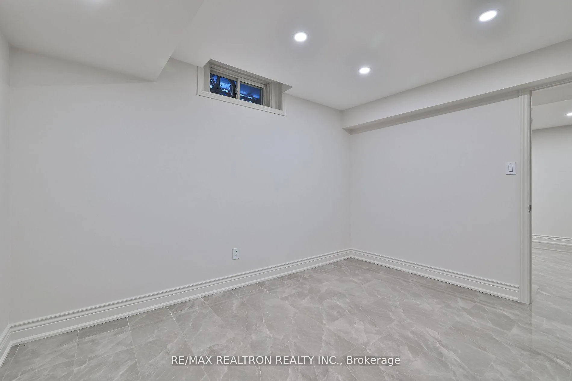 Photo 26 of 212 Barhill Road, Vaughan, Rural Vaughan — HOMEH