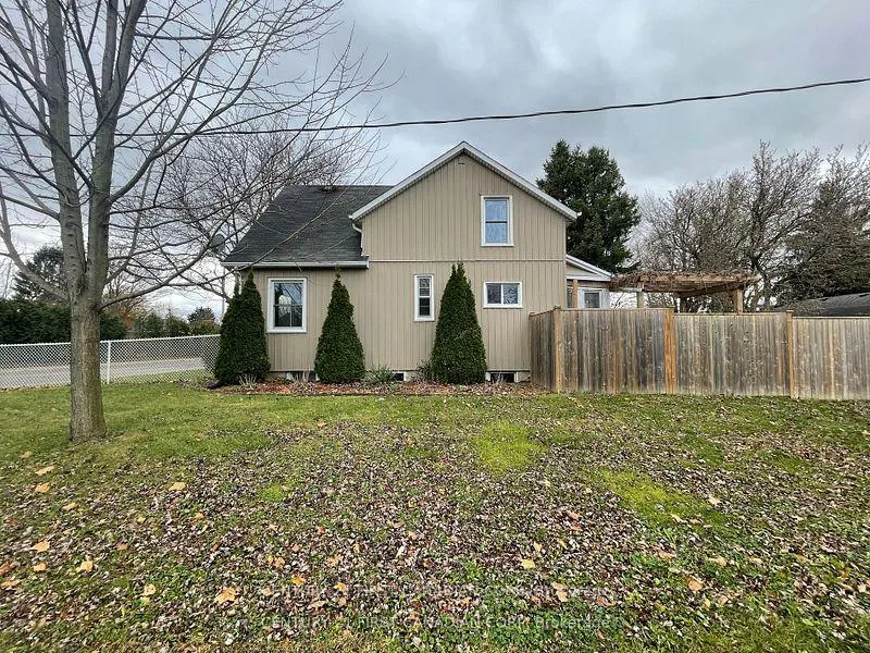 Photo 2 of 64 Edward Street, St. Thomas — HOMEH