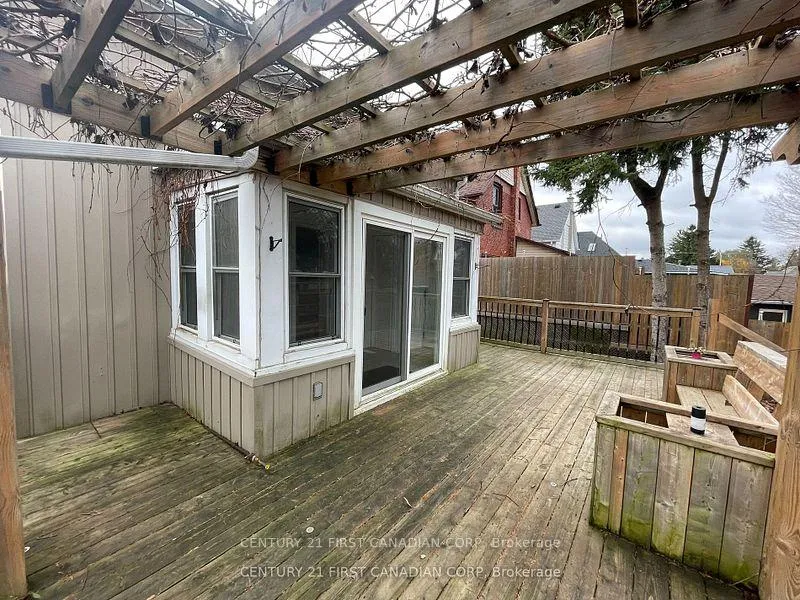 Photo 39 of 64 Edward Street, St. Thomas — HOMEH