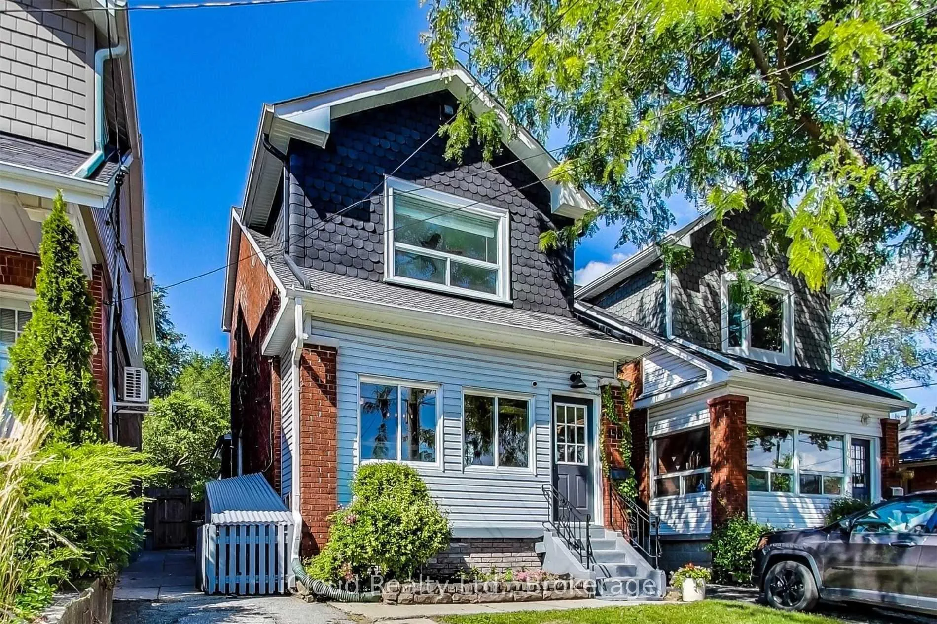 Front of 158 Westlake Avenue