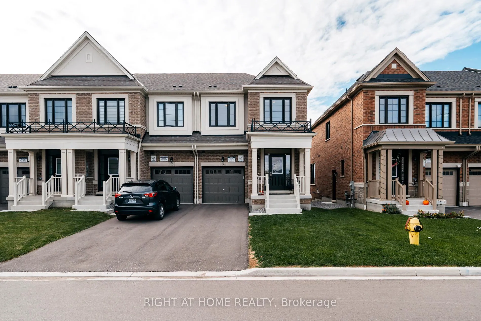 Photo 1 of 14 Velvet Drive, Whitby, Rural Whitby — HOMEH