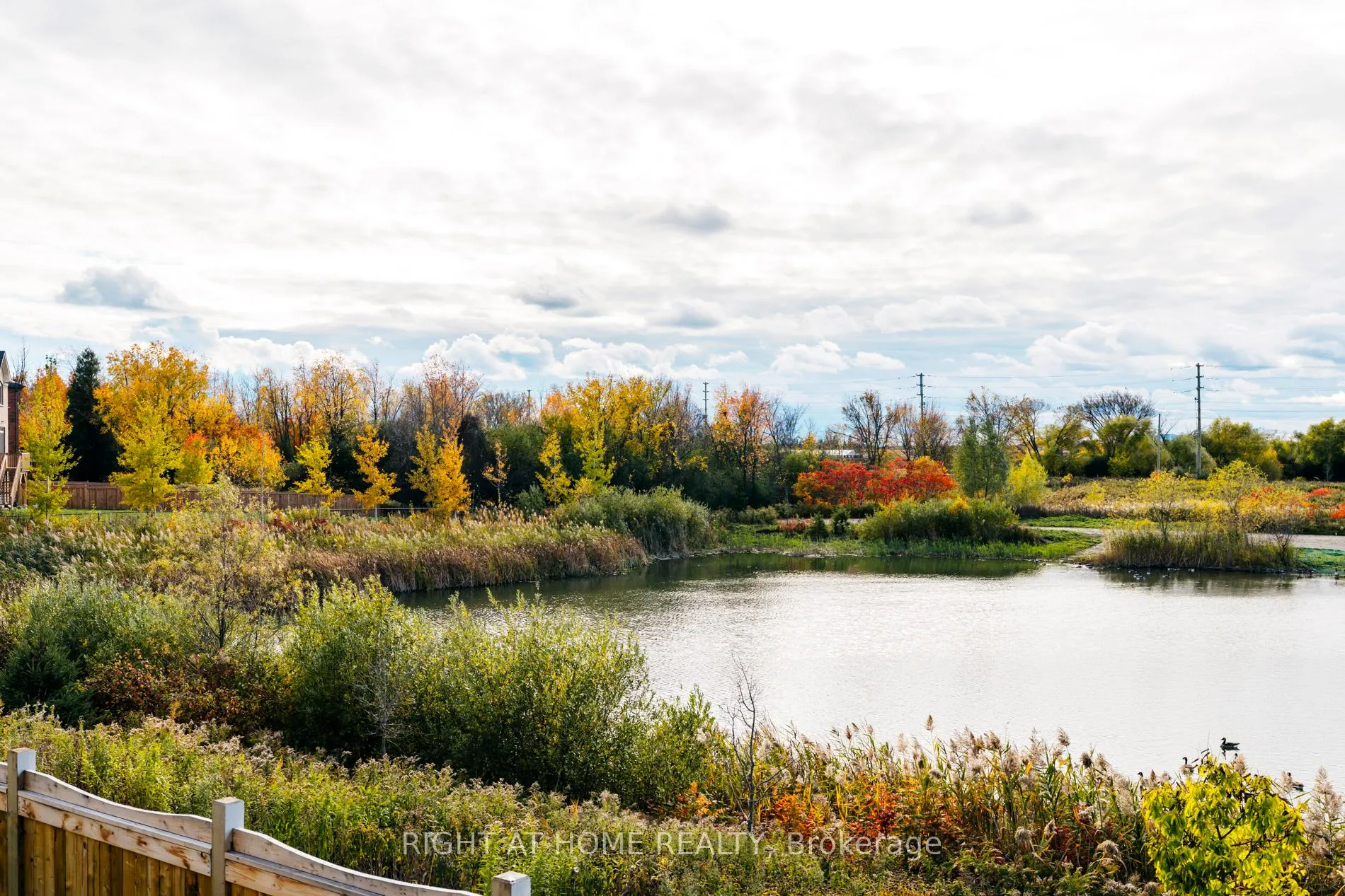 Photo 15 of 14 Velvet Drive, Whitby, Rural Whitby — HOMEH