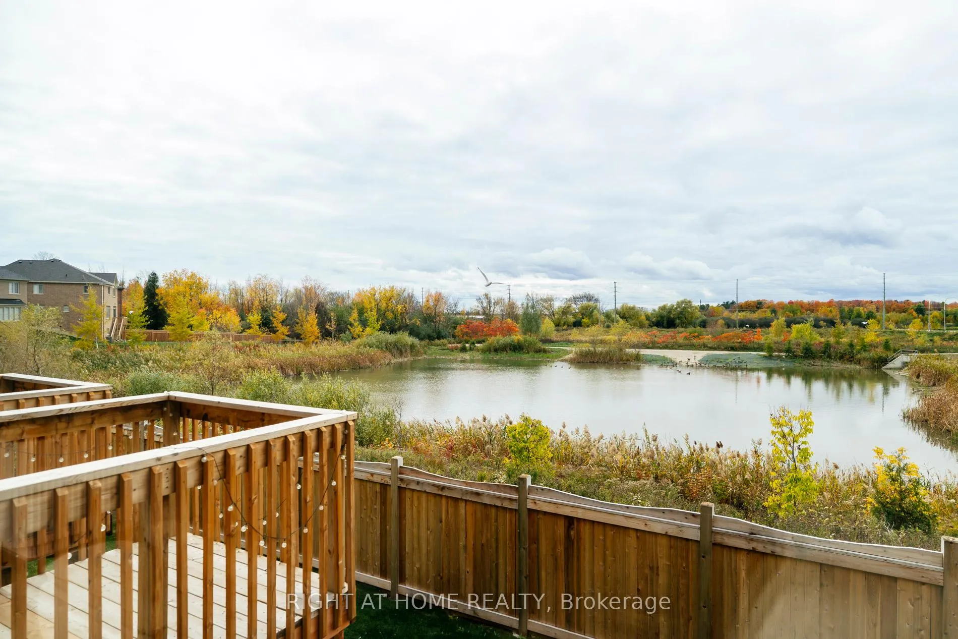 Photo 16 of 14 Velvet Drive, Whitby, Rural Whitby — HOMEH