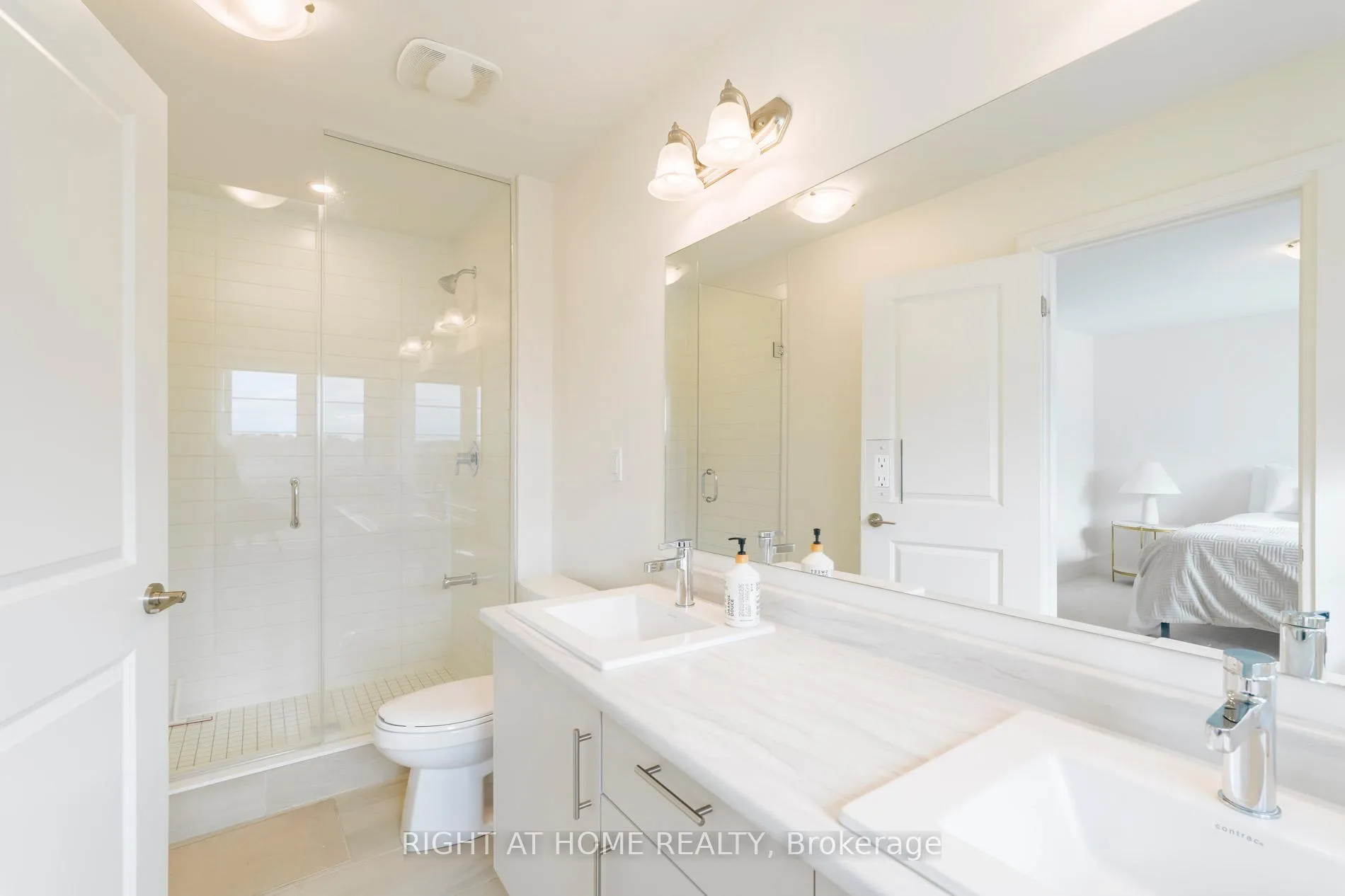 Photo 28 of 14 Velvet Drive, Whitby, Rural Whitby — HOMEH