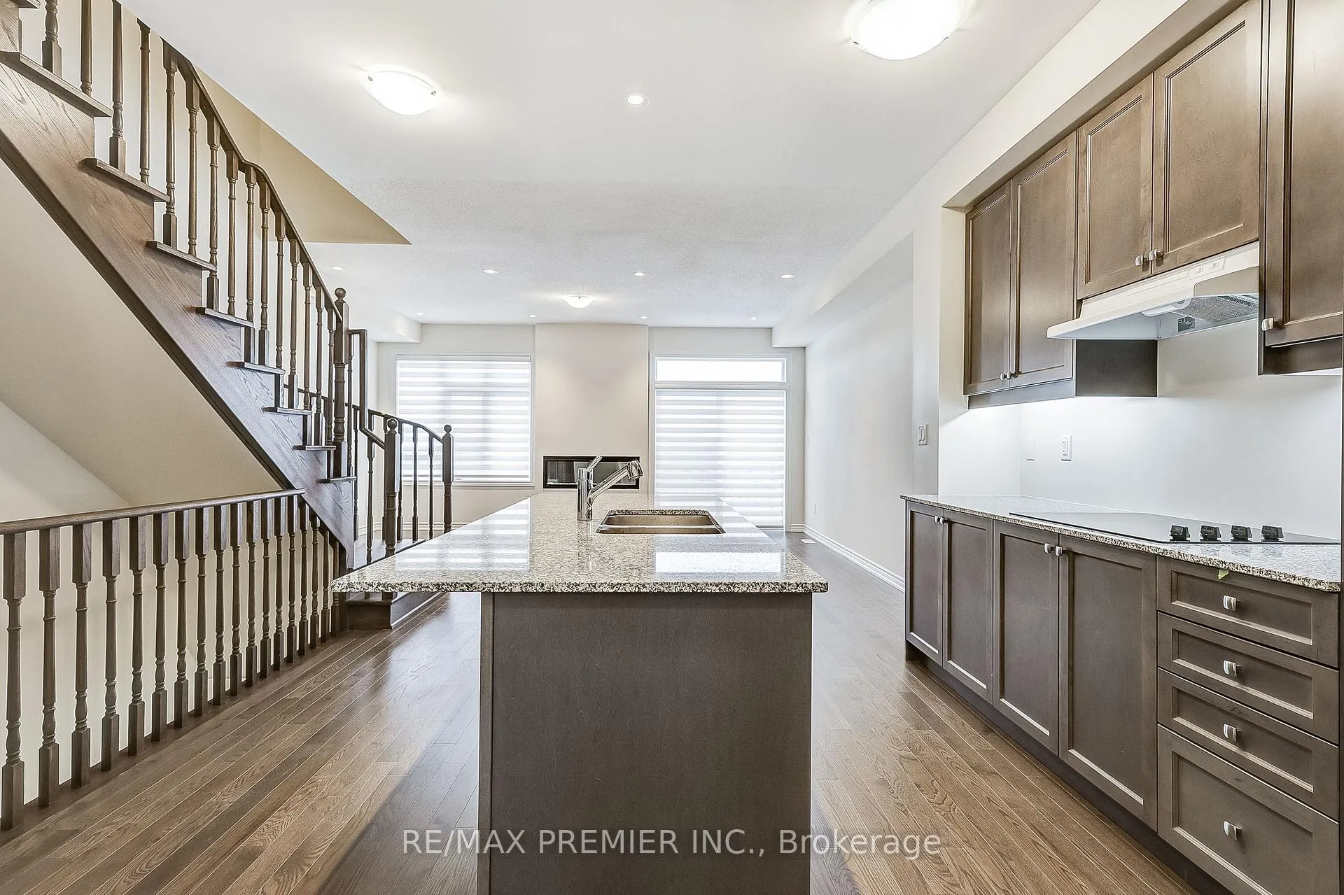 Photo 8 of 1215 Rexton Drive, Oshawa, Kedron — HOMEH