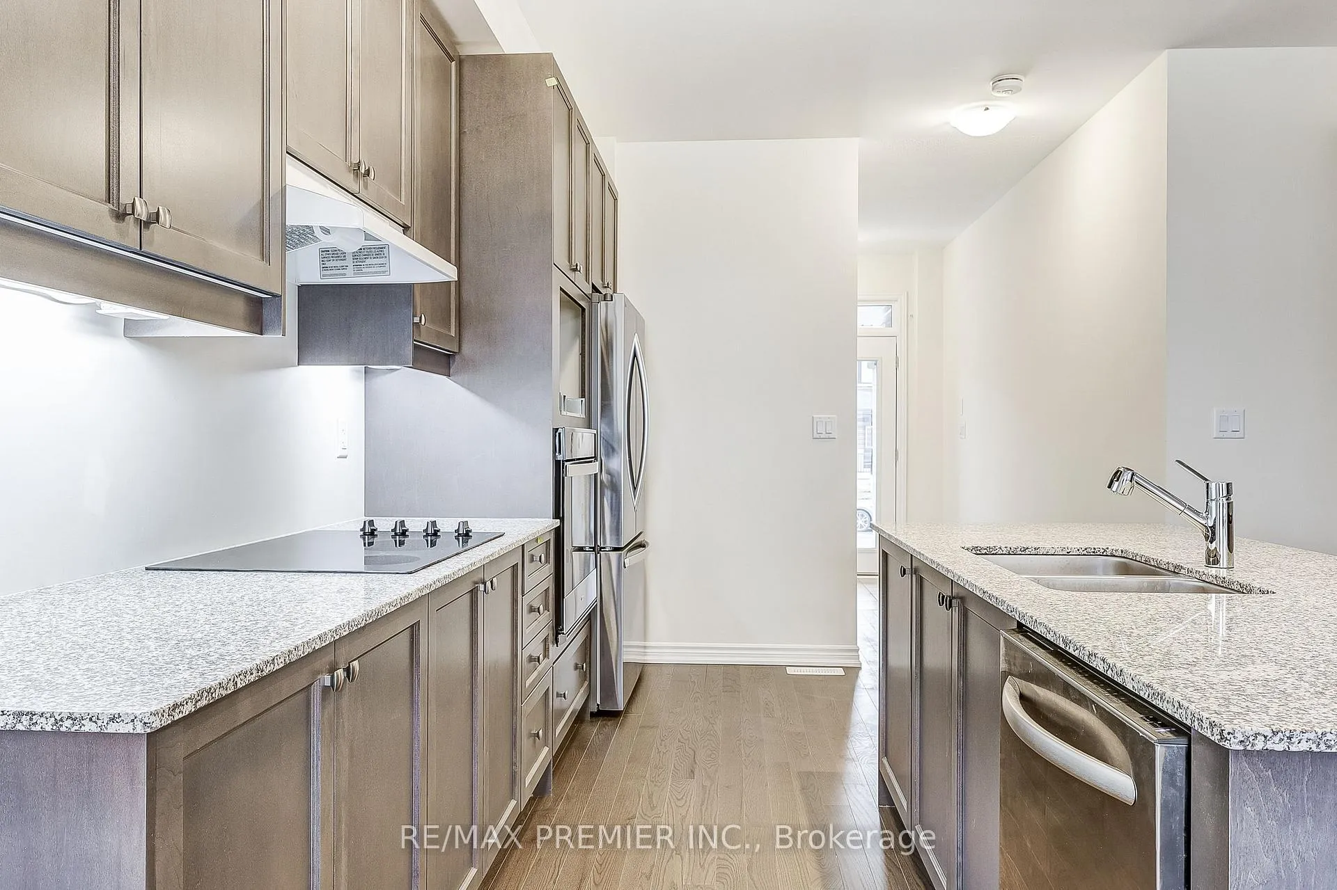 Photo 11 of 1215 Rexton Drive, Oshawa, Kedron — HOMEH