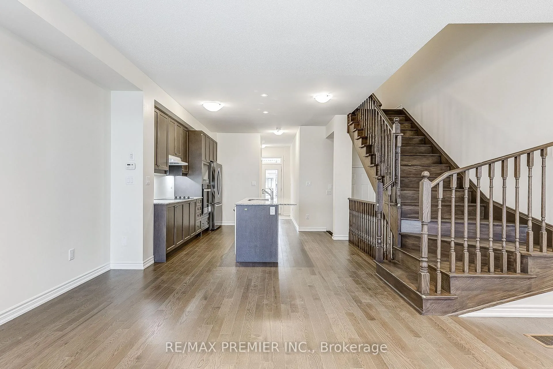 Photo 15 of 1215 Rexton Drive, Oshawa, Kedron — HOMEH