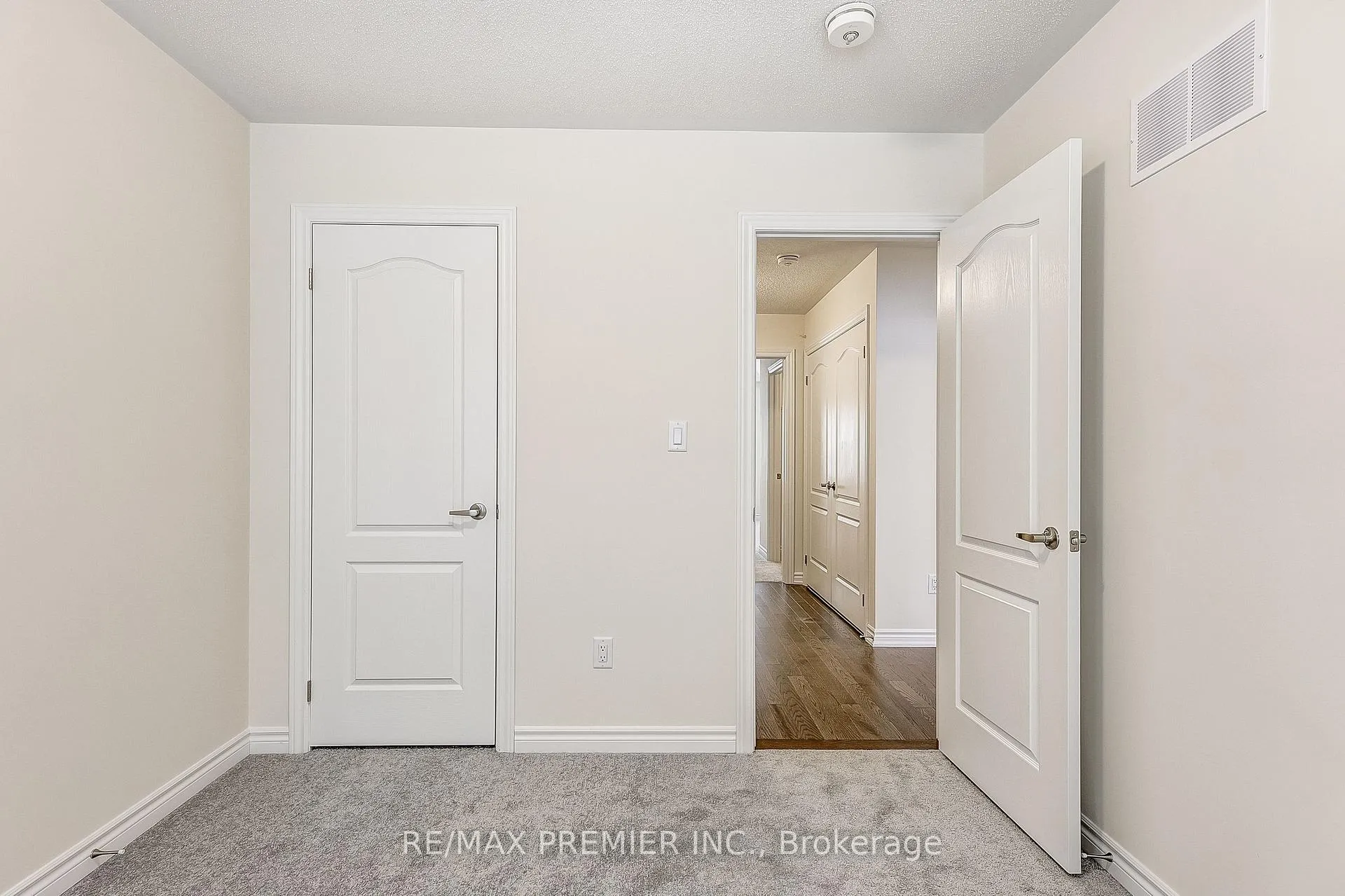 Photo 20 of 1215 Rexton Drive, Oshawa, Kedron — HOMEH