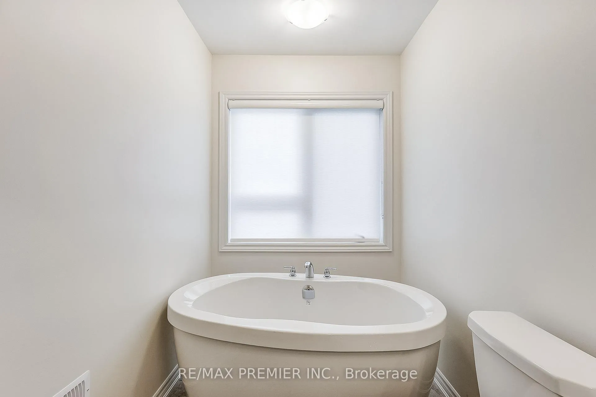 Photo 33 of 1215 Rexton Drive, Oshawa, Kedron — HOMEH