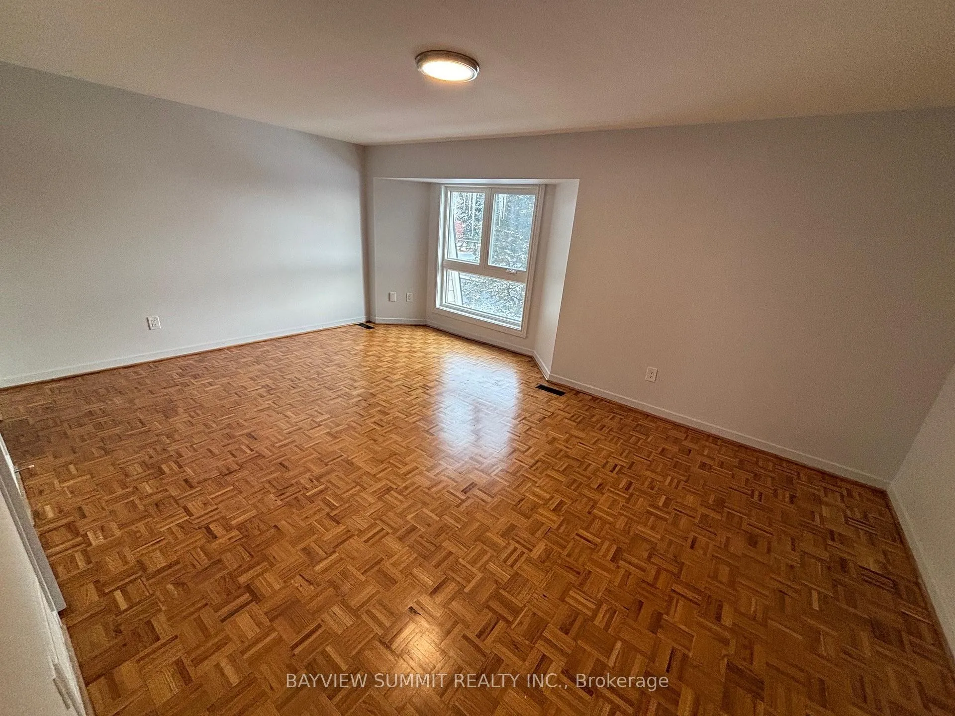 Photo 7 of 144 Olde Towne Place, Markham, Thornhill — HOMEH