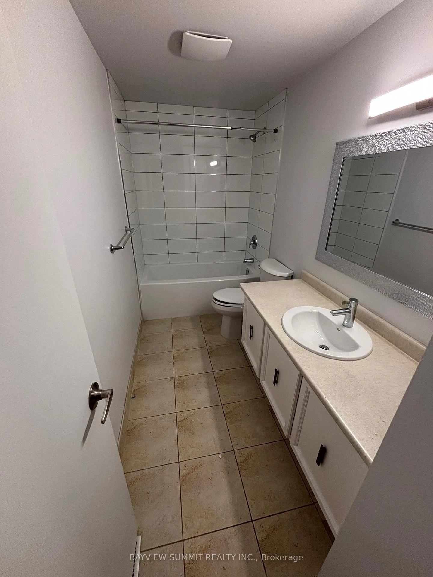 Photo 11 of 144 Olde Towne Place, Markham, Thornhill — HOMEH