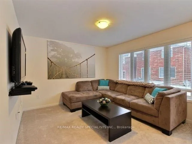 Photo 7 of 237 Mortimer Crescent, Milton, Harrison — HOMEH