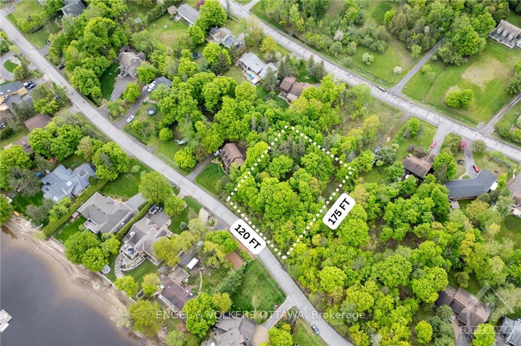Photo 2 of 2863 Barlow Crescent, Ottawa, Dunrobin Shores — HOMEH
