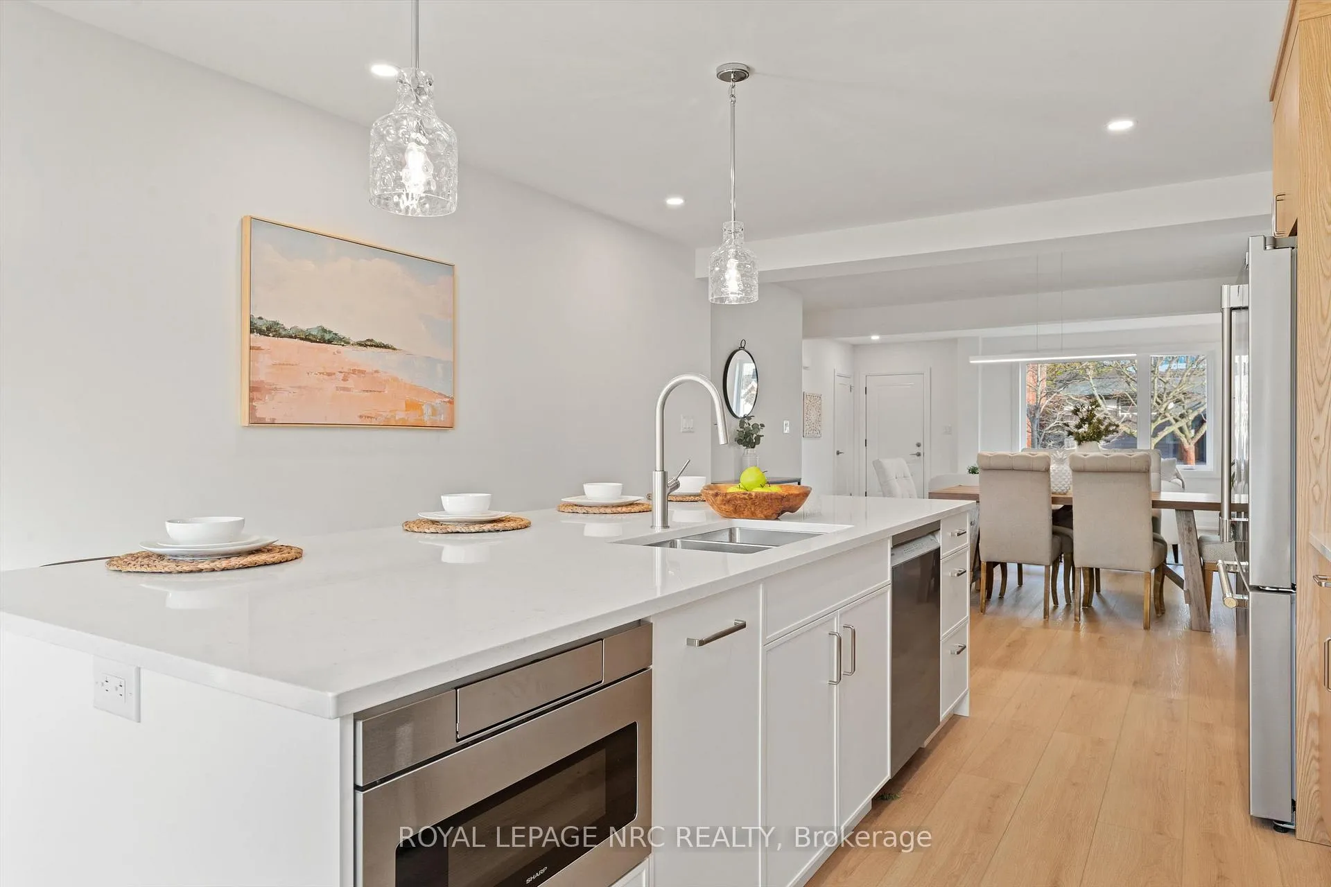 Photo 15 of 118 Glenwood Avenue, St. Catharines, Old Glenridge — HOMEH