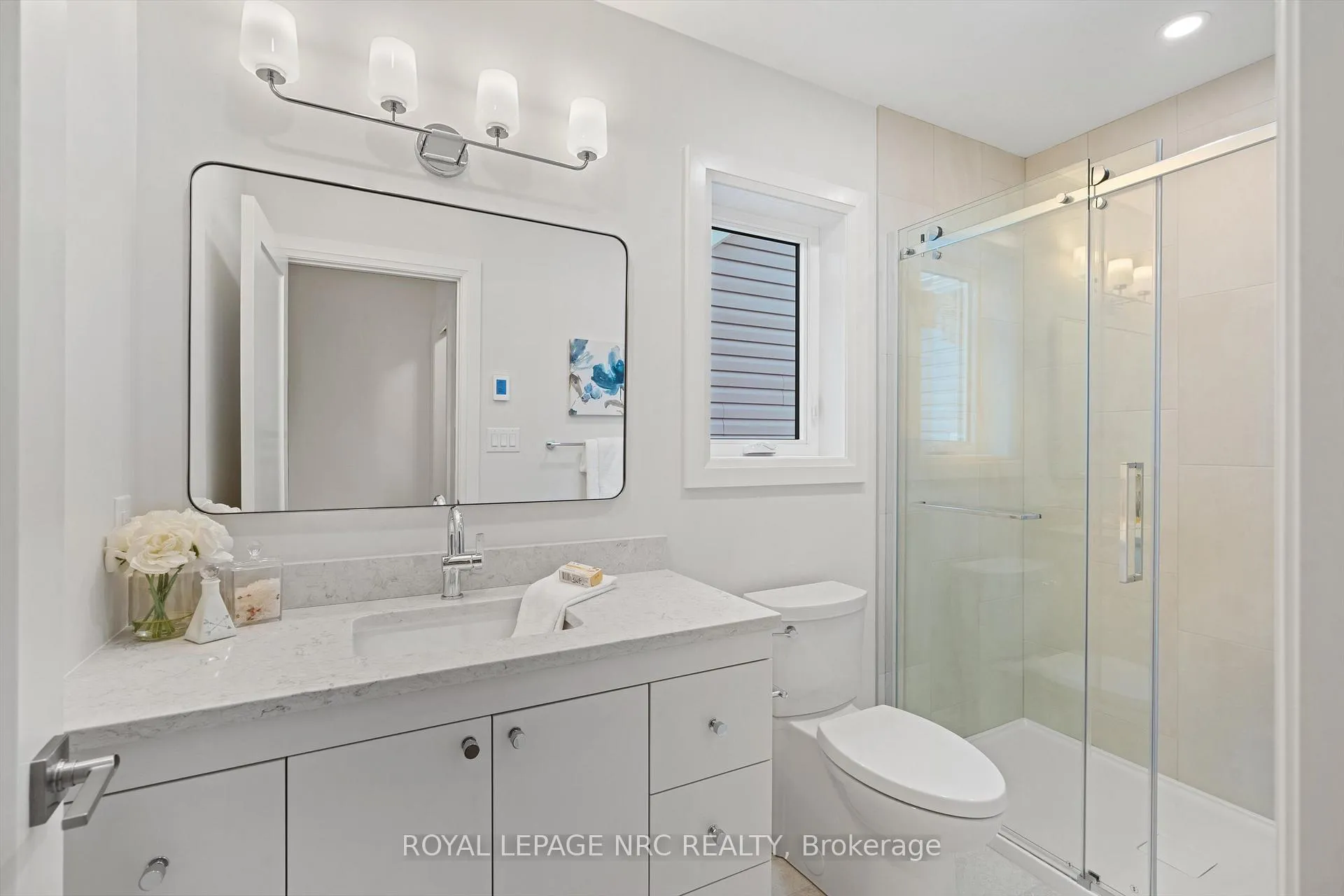 Photo 21 of 118 Glenwood Avenue, St. Catharines, Old Glenridge — HOMEH