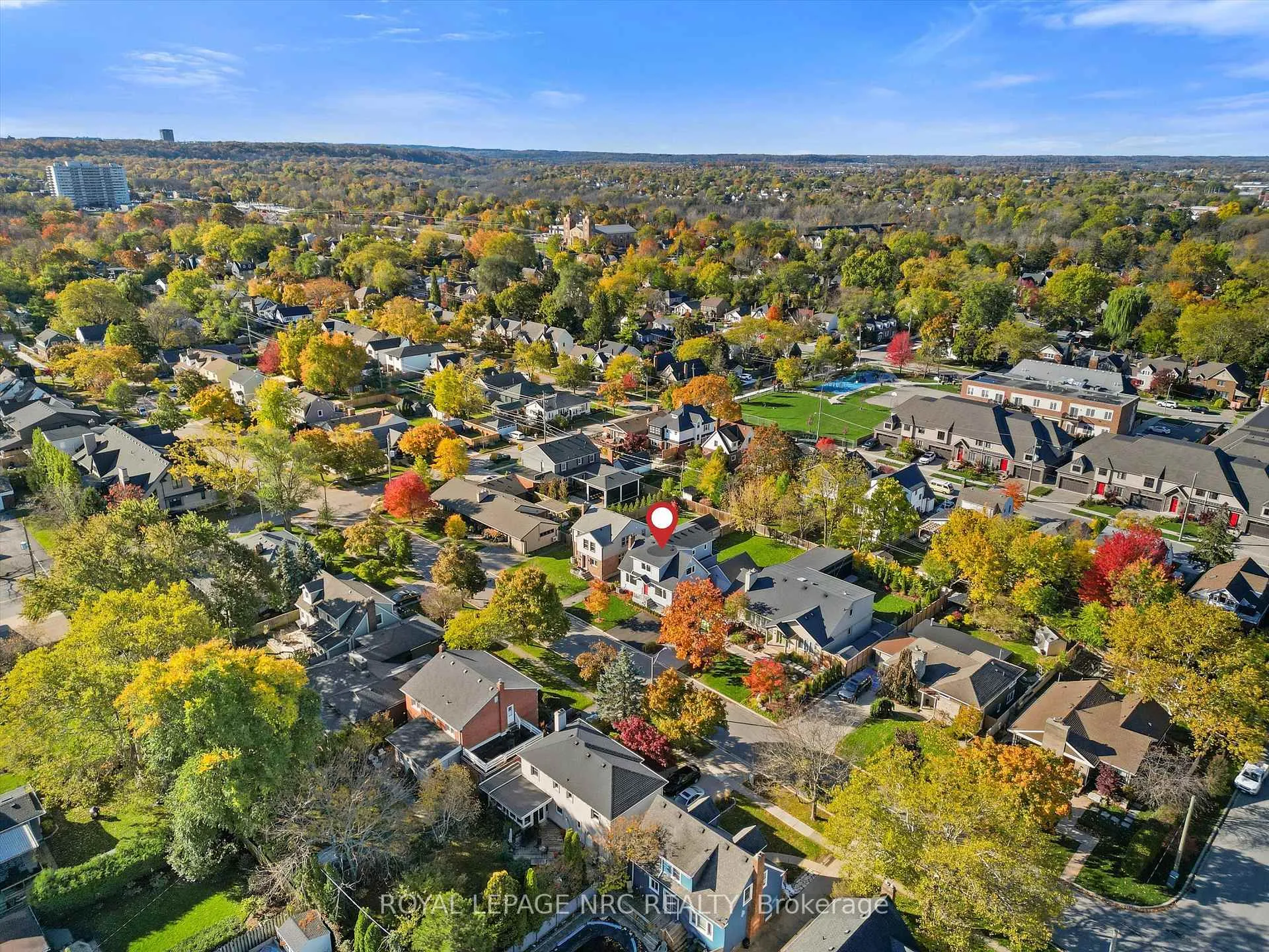Photo 48 of 118 Glenwood Avenue, St. Catharines, Old Glenridge — HOMEH