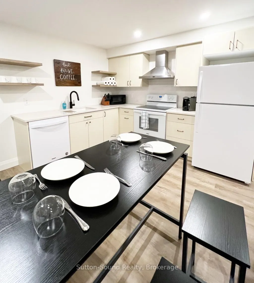 Photo 4 of Unit B, 19 Creeden Street, Brant, Paris — HOMEH