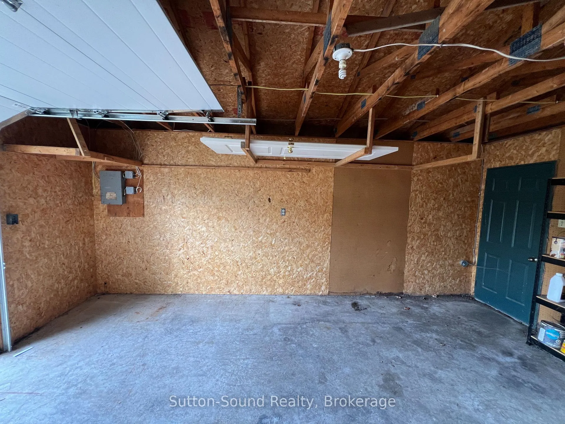 Photo 17 of Unit B, 19 Creeden Street, Brant, Paris — HOMEH