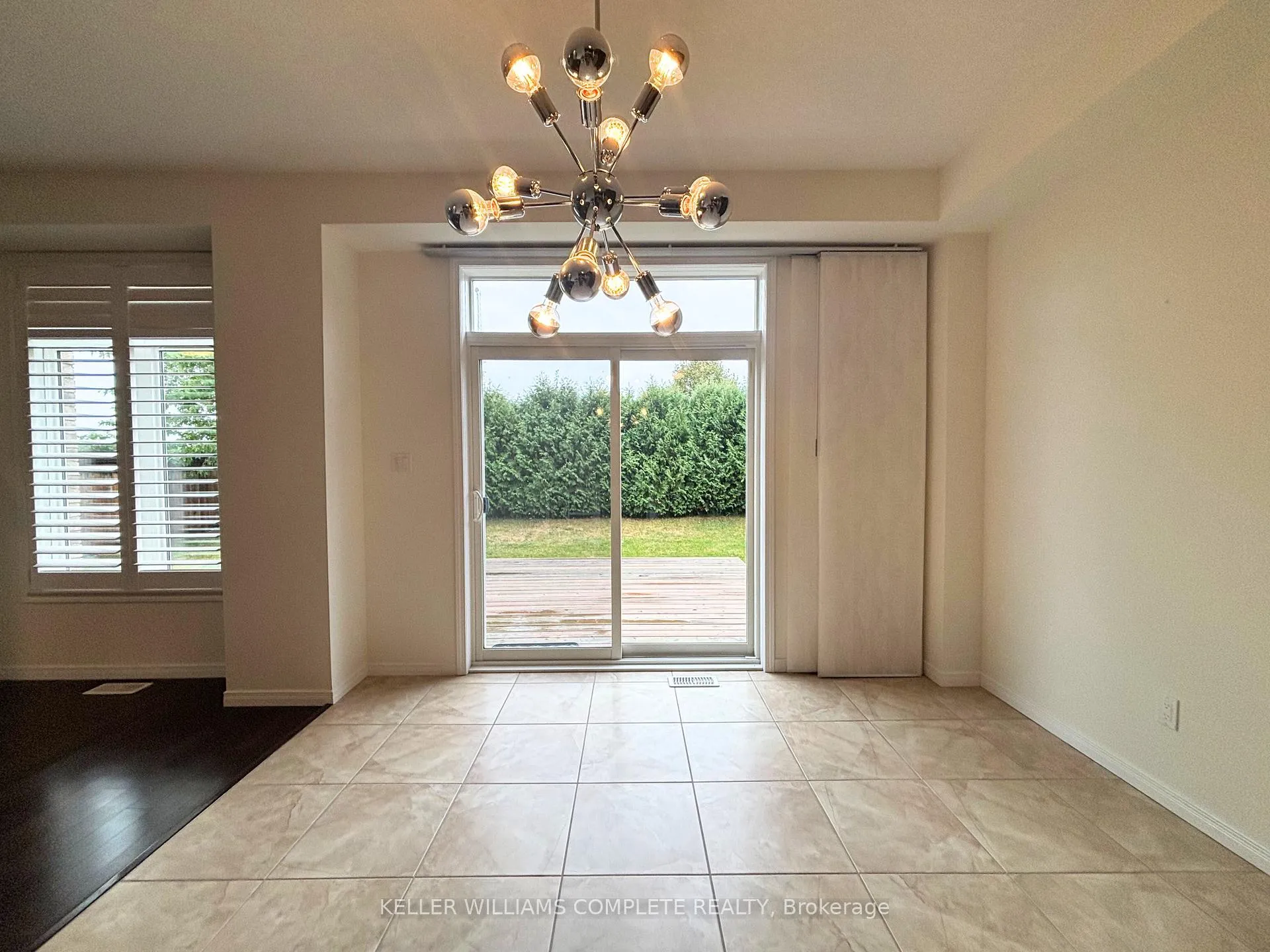 Photo 7 of 23 Irongate Drive, Brant, Paris — HOMEH