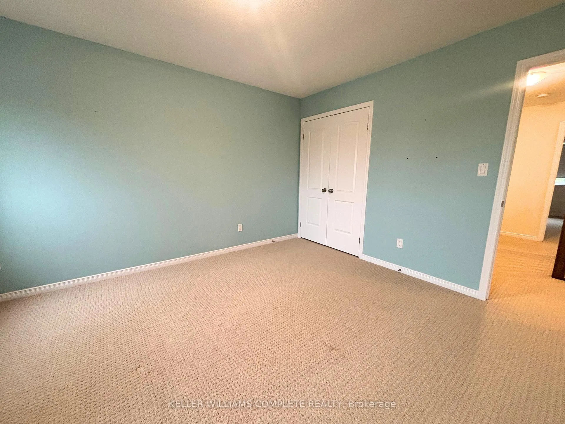 Photo 13 of 23 Irongate Drive, Brant, Paris — HOMEH